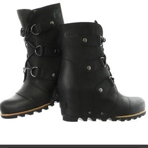 Sorel Joan of Arctic Wedge Boot Black Women’s 6.5